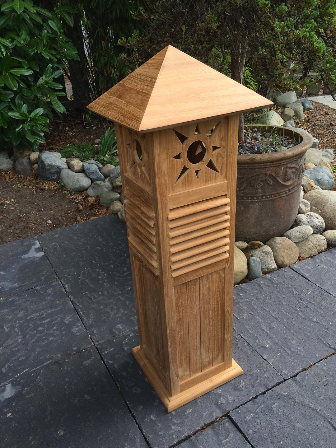 Tall Garden Light
