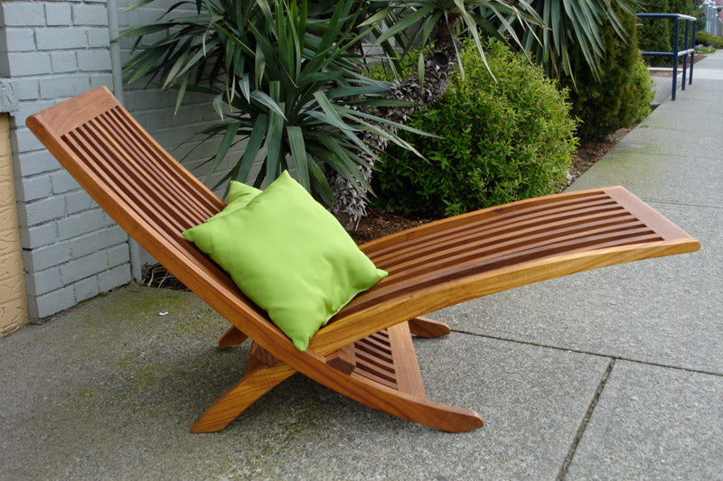 Folding V Lounger